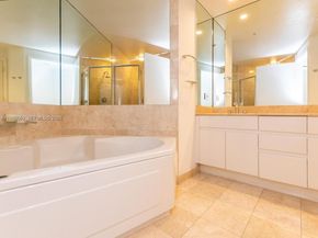 848 Brickell Key Dr 1201, Miami FL 33131