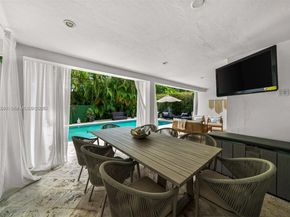 736 W 51 st, Miami Beach FL 33140