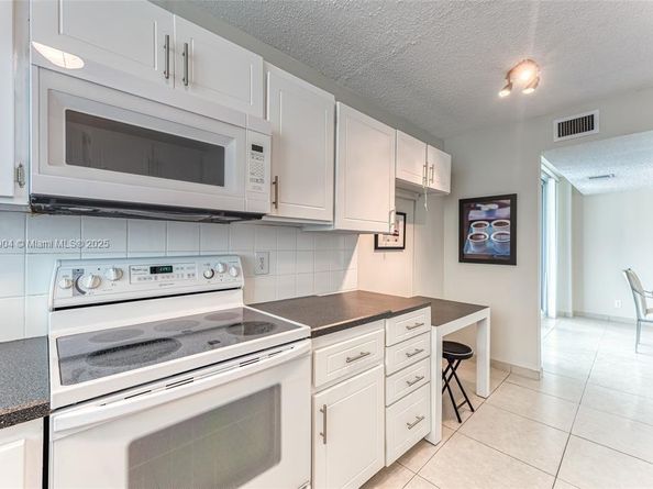 1360 S Ocean Blvd 304, Pompano Beach FL 33062