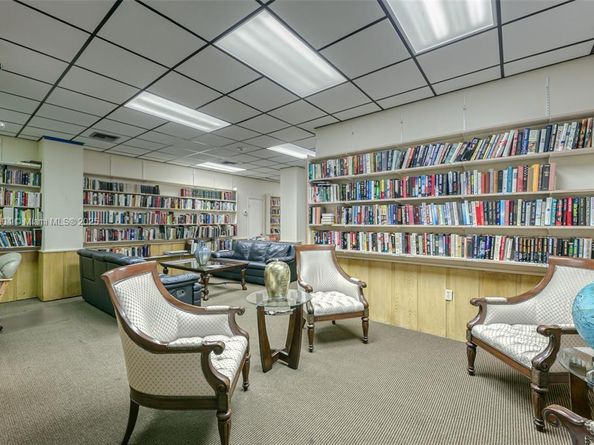 1360 S Ocean Blvd 304, Pompano Beach FL 33062