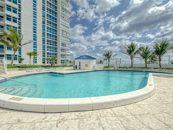 1360 S Ocean Blvd 304, Pompano Beach FL 33062