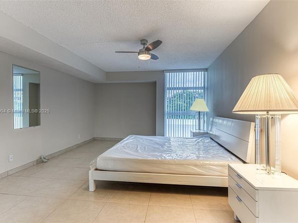 1360 S Ocean Blvd 304, Pompano Beach FL 33062