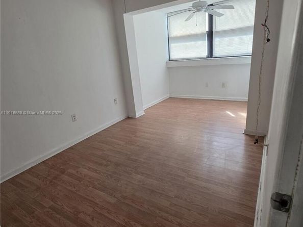 Undisclosed Address #A11918588, Miami Beach FL 33141