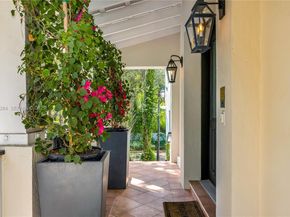 8000 Los Pinos Blvd, Coral Gables FL 33143