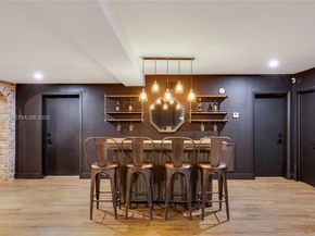 8000 Los Pinos Blvd, Coral Gables FL 33143