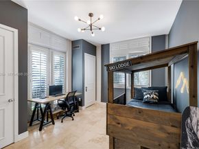 8000 Los Pinos Blvd, Coral Gables FL 33143