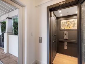 8000 Los Pinos Blvd, Coral Gables FL 33143