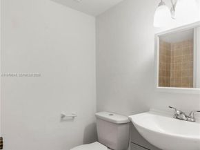 4855 NW 7th St 2066, Miami FL 33126