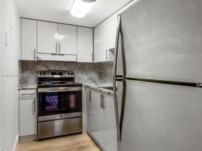 4855 NW 7th St 2066, Miami FL 33126