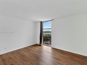 13499 Biscayne Blvd 613, North Miami FL 33181