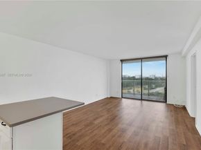 13499 Biscayne Blvd 613, North Miami FL 33181