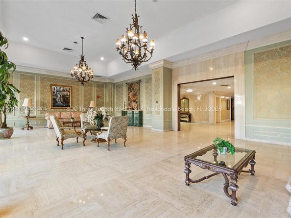 600 Three Islands Blvd 317, Hallandale Beach FL 33009