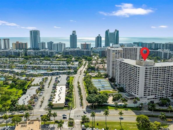 600 Three Islands Blvd 317, Hallandale Beach FL 33009