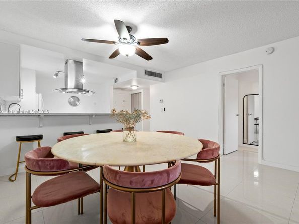 600 Three Islands Blvd 317, Hallandale Beach FL 33009