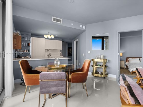 501 NE 31st St 2906, Miami FL 33137