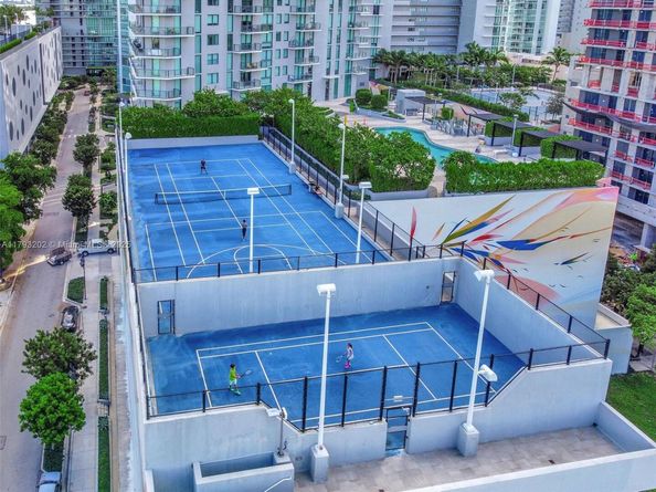 501 NE 31st St 2906, Miami FL 33137