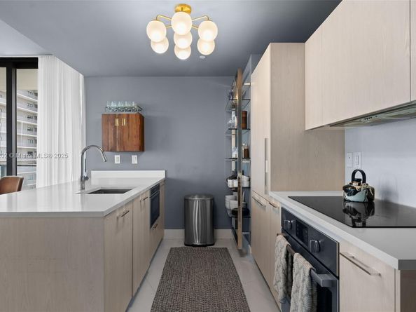 501 NE 31st St 2906, Miami FL 33137