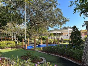 980 Golden Cane Dr, Weston FL 33327