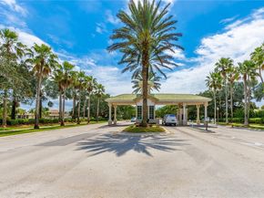 980 Golden Cane Dr, Weston FL 33327