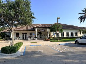 980 Golden Cane Dr, Weston FL 33327