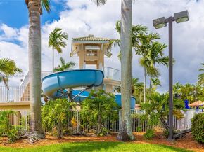 980 Golden Cane Dr, Weston FL 33327