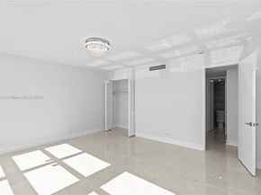 5055 Collins Ave 14H, Miami Beach FL 33140