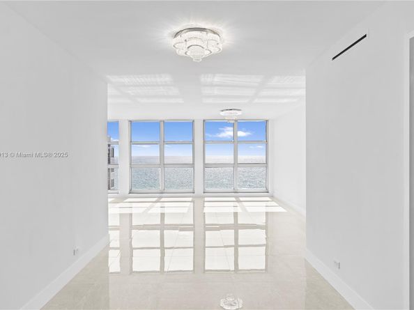 5055 Collins Ave 14H, Miami Beach FL 33140