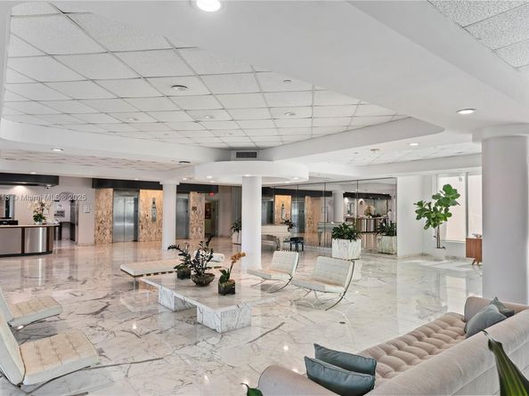 5055 Collins Ave 14H, Miami Beach FL 33140