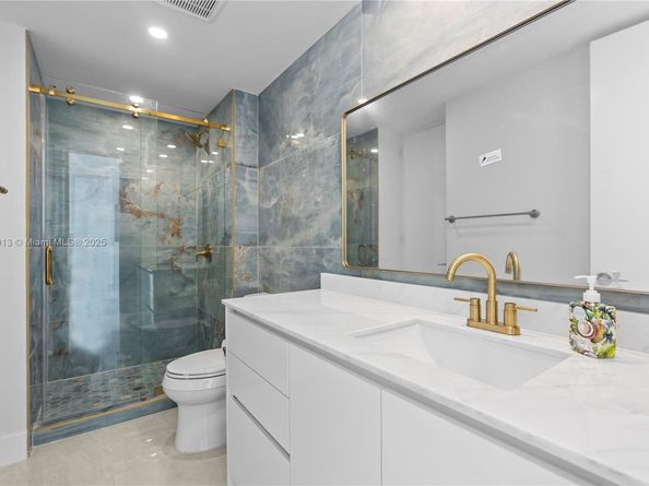 5055 Collins Ave 14H, Miami Beach FL 33140