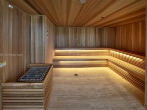 16385 Biscayne Blvd 3217, North Miami Beach FL 33160