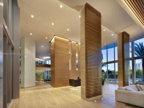 16385 Biscayne Blvd 3217, North Miami Beach FL 33160