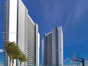 16385 Biscayne Blvd 3217, North Miami Beach FL 33160