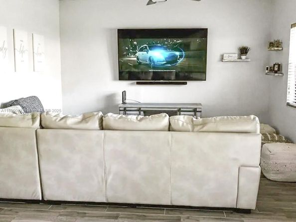 11239 SW 243rd Ter, Homestead FL 33032