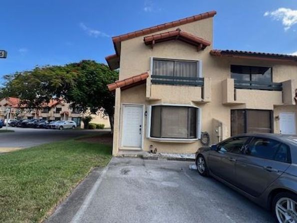 10170 SW 77th Ct, Miami FL 33156