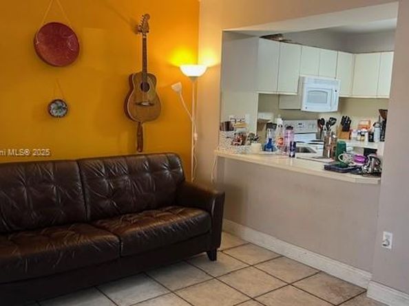 10170 SW 77th Ct, Miami FL 33156