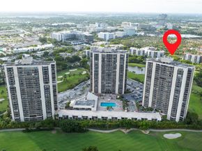20379 W Country Club Dr 2039, Aventura FL 33180