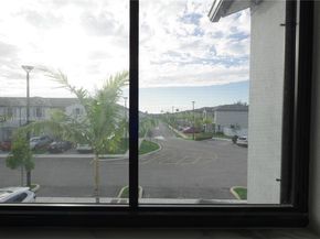 20441 NW 4th Ct, Miami Gardens FL 33169