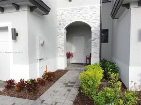 20441 NW 4th Ct, Miami Gardens FL 33169