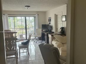 1001 Green Pine Blvd H2, West Palm Beach FL 33409