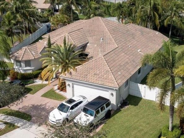 14095 NW 22nd Ct, Pembroke Pines FL 33028