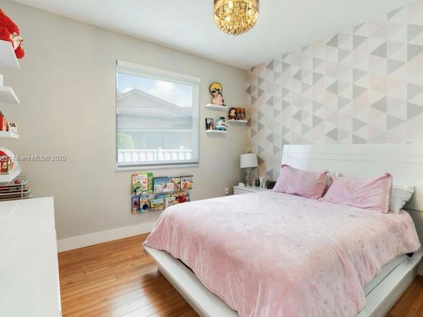 14095 NW 22nd Ct, Pembroke Pines FL 33028