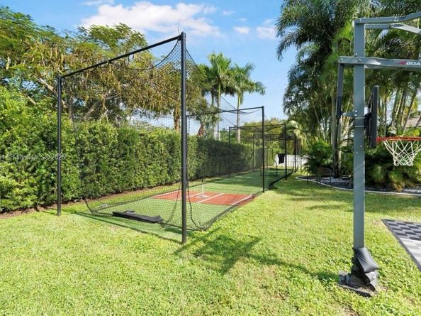 14095 NW 22nd Ct, Pembroke Pines FL 33028