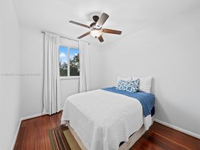 1206 Falls Blvd, Weston FL 33327