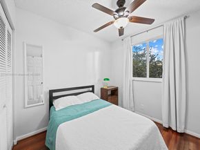 1206 Falls Blvd, Weston FL 33327