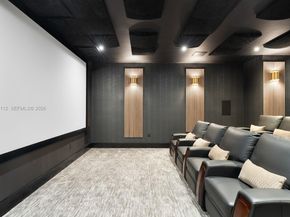 6031 SW 88th St, South Miami FL 33156