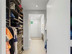 455 NE 39th St 102, Miami FL 33137
