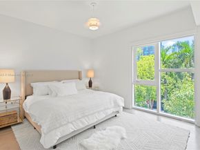 455 NE 39th St 102, Miami FL 33137