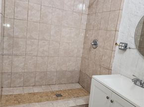 2513 Lincoln St, Hollywood FL 33020