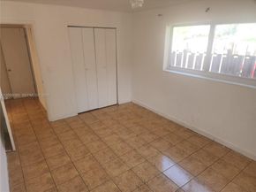 2513 Lincoln St, Hollywood FL 33020