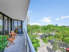 3640 Yacht Club Dr 502, Aventura FL 33180